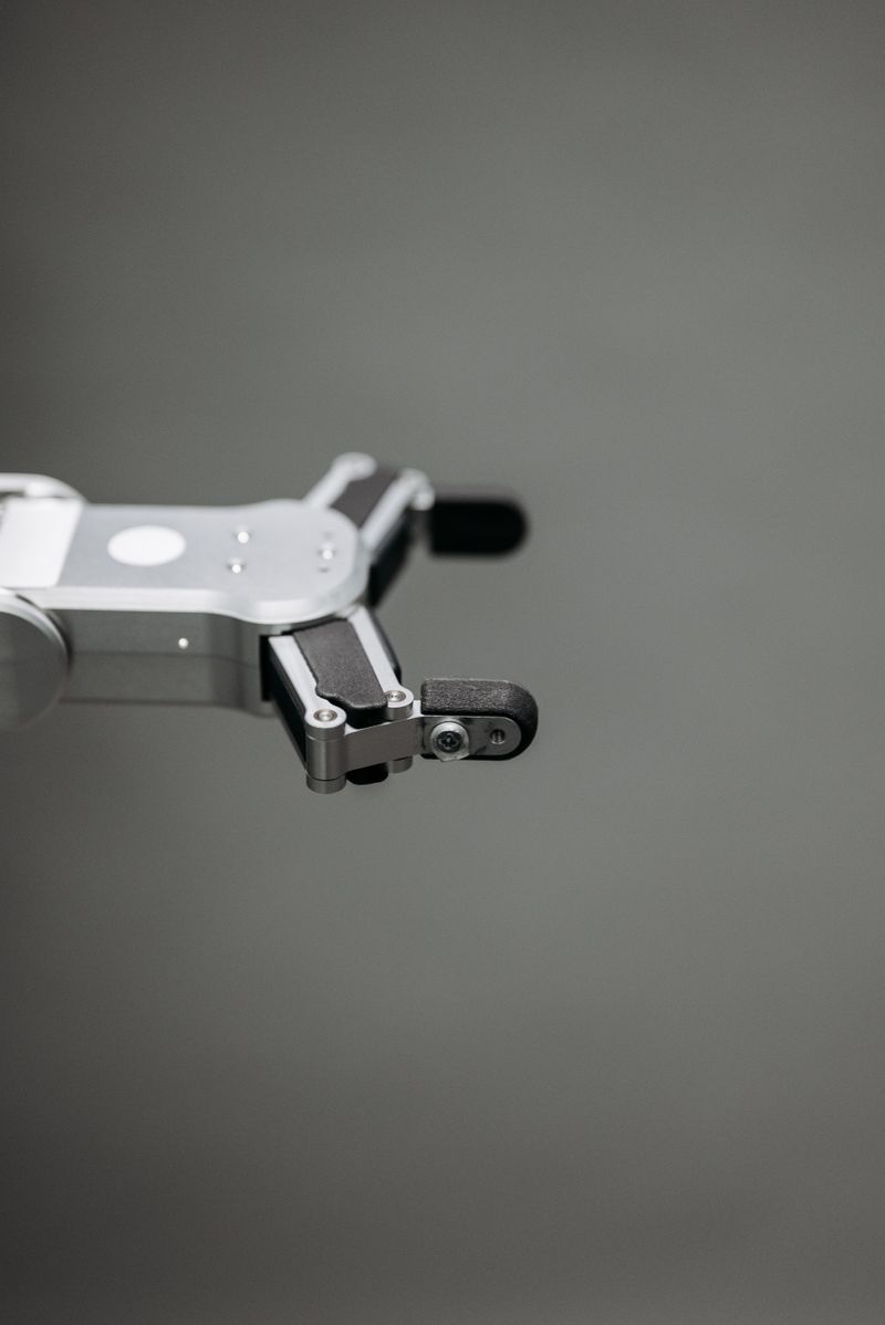 Nim's hand and wrist assembly — photo by Pavel Danilyuk on Pexels