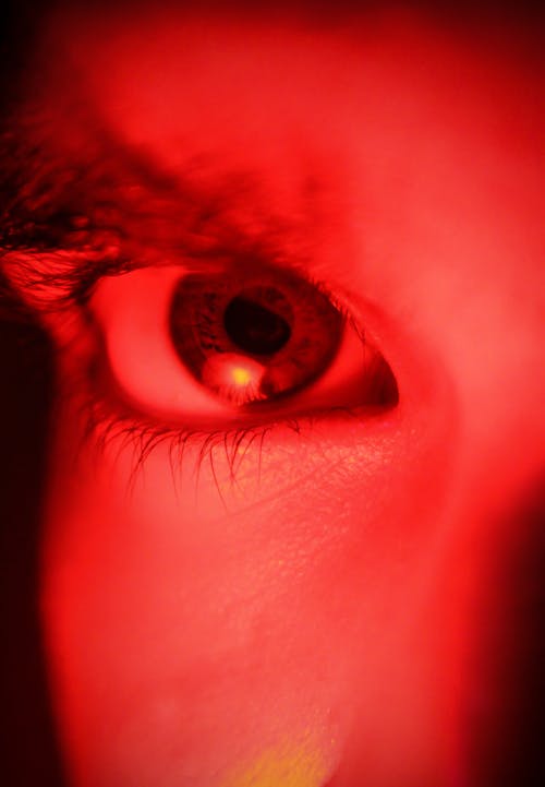 Darmowe zdjęcie z galerii z czerwone światło, gałka oczna, oko