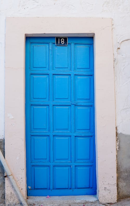 Kostnadsfri bild av blå, byggnadsexteriör, dörr