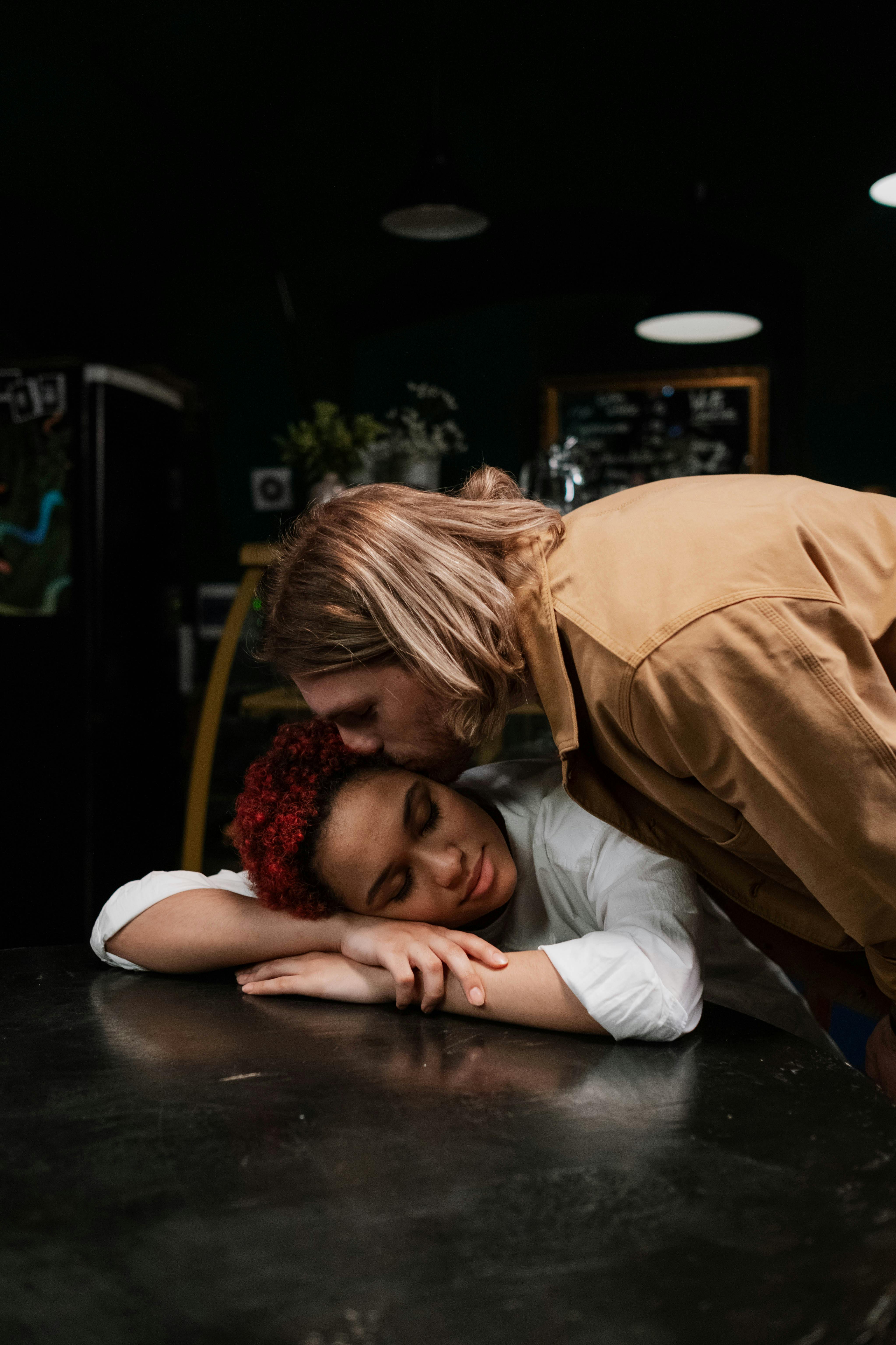 Dark Haired Women Photos, Download The BEST Free Dark Haired Women