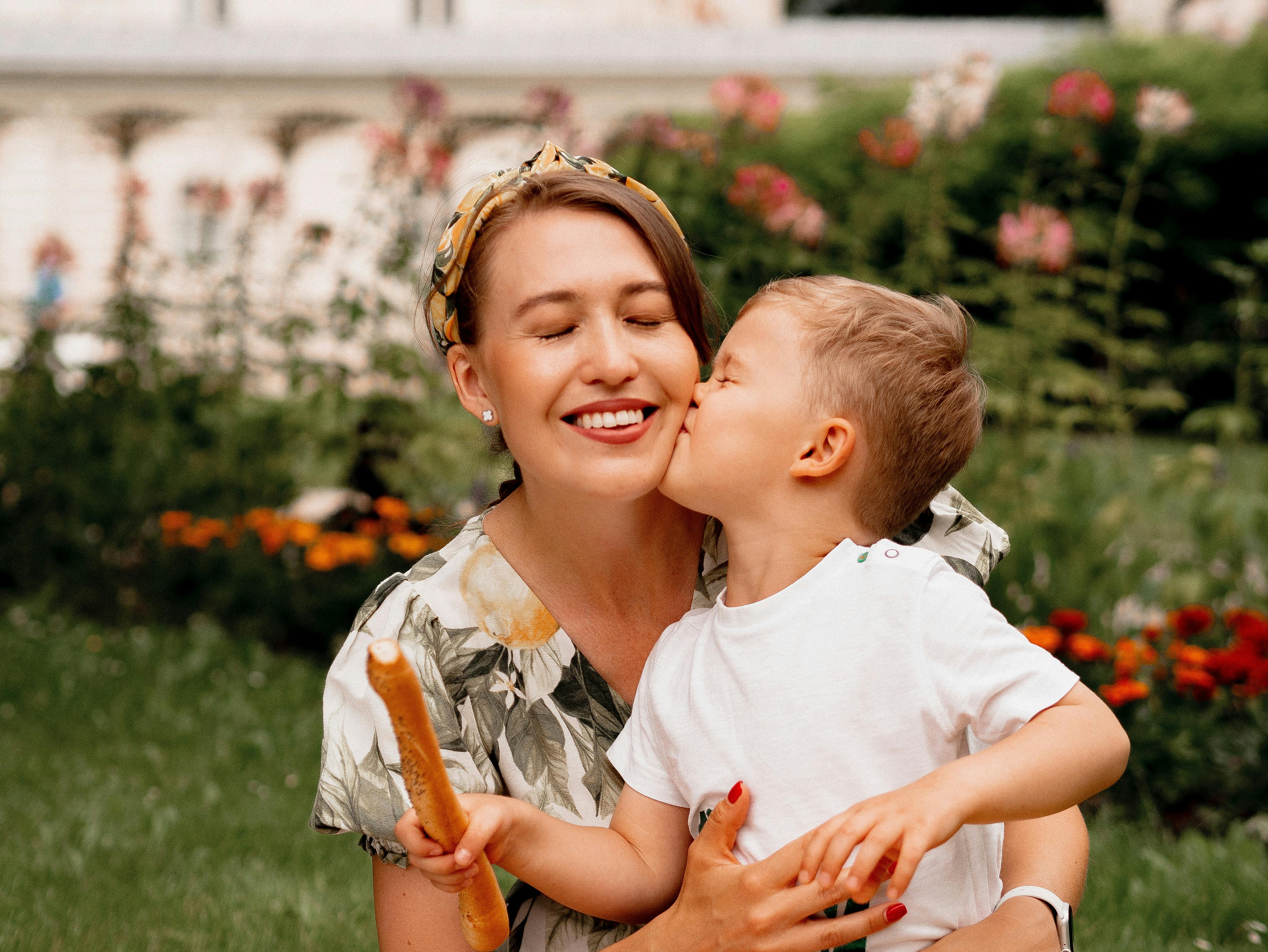 ¿Qué Habilidades Son Esenciales para Triunfar en Tu Primer Empleo? 6 Competencias Clave que Impresionan