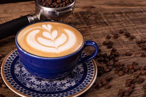 Fotobanka s bezplatnými fotkami na tému káva, keramický, latte art