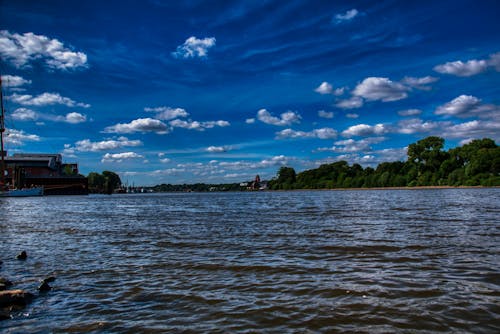 Gratis stockfoto met Hamburg, riverkant, stromend water