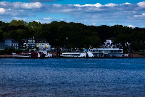 Free stock photo of flow water, hamburg, riverside