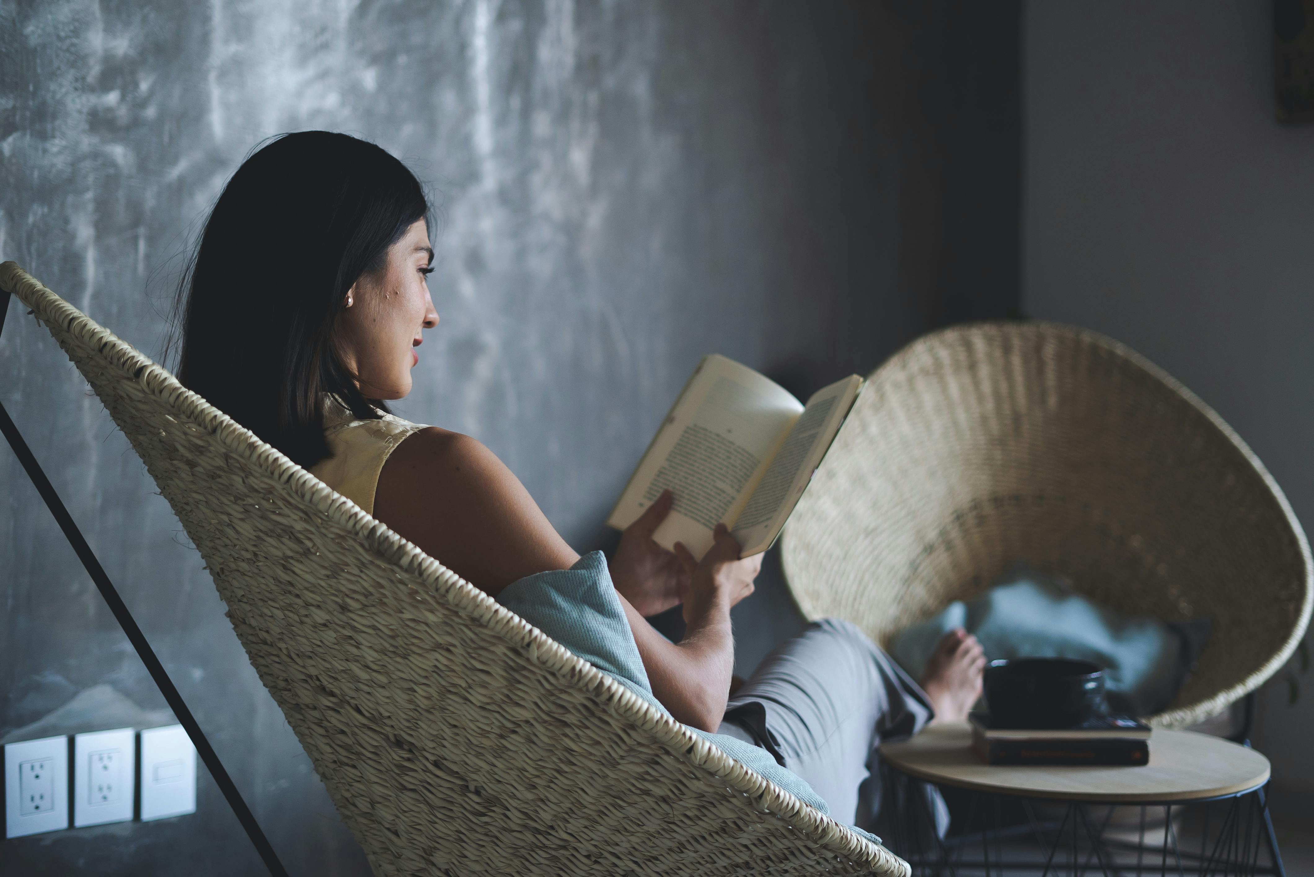 5 Self-help books to accelerate your personal growth fast — Photo by Los Muertos Crew on Pexels