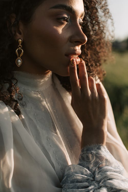 Close-up Photo of an Elegant Woman 