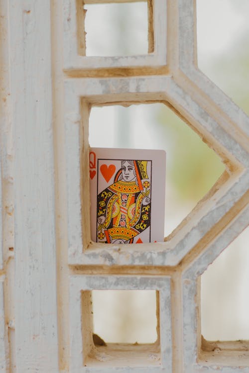 Δωρεάν στοκ φωτογραφιών με βασίλισσα, ευχετήρια κάρτα, παιχνίδι με χαρτιά Φωτογραφία από στοκ φωτογραφιών