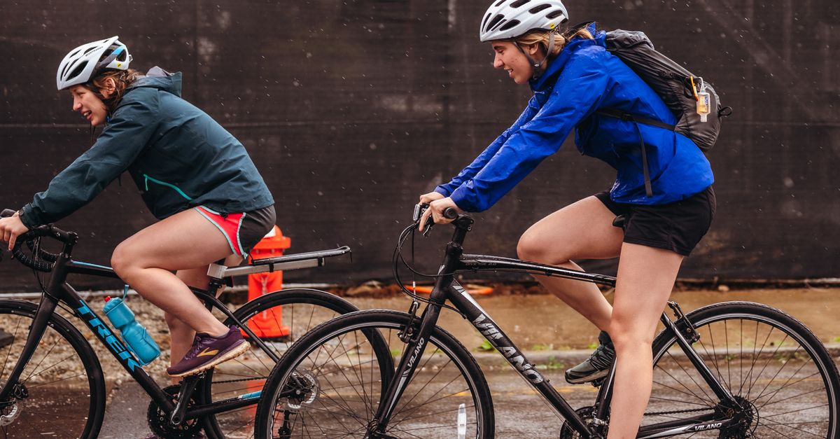 Castelli regnjakke: Sådan vælger du den rigtige til dansk cykelvejr