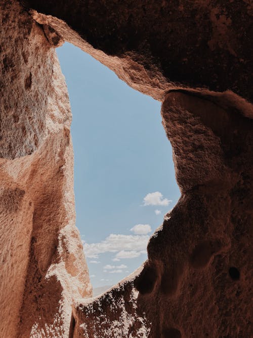 Fotobanka s bezplatnými fotkami na tému archeológia, diera, jaskyňa