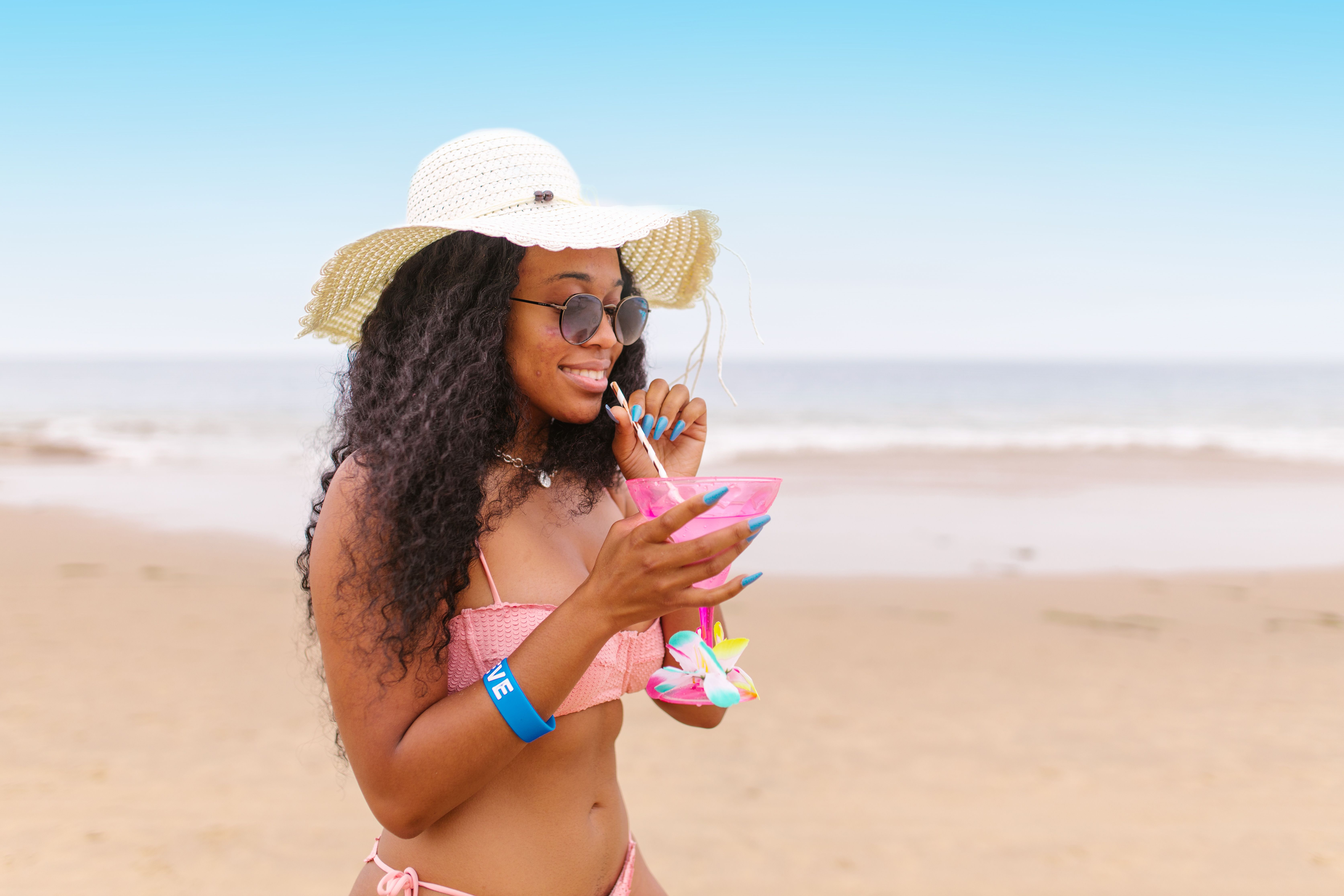 Mid-July Vacation Mode: The Hat Pack That Actually Fits Your Hair