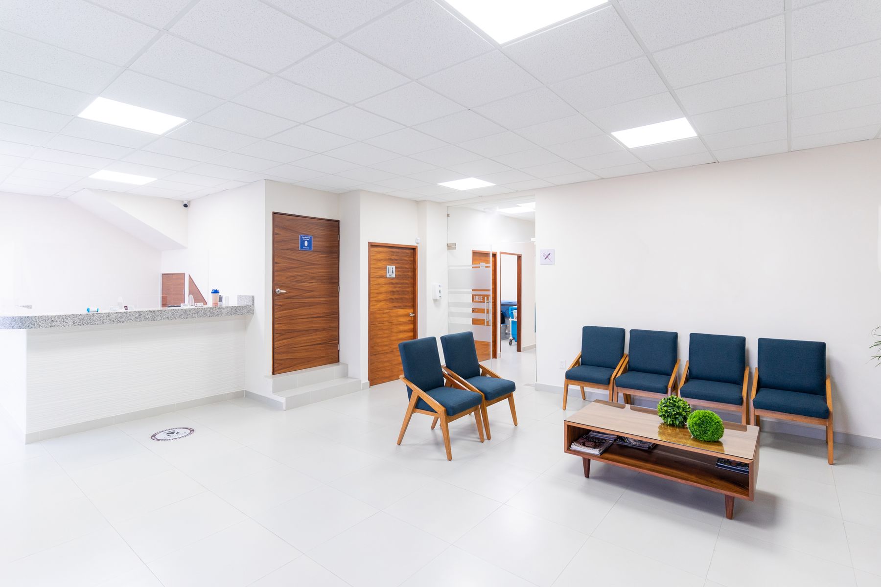 Bright, modern clinic space at Athlone Medical