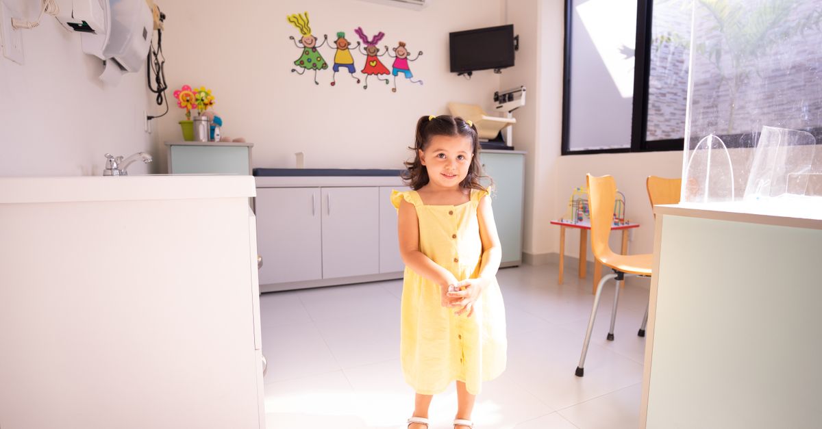 Best Pediatric Eye Surgery Centers for Congenital Cataracts in Delhi