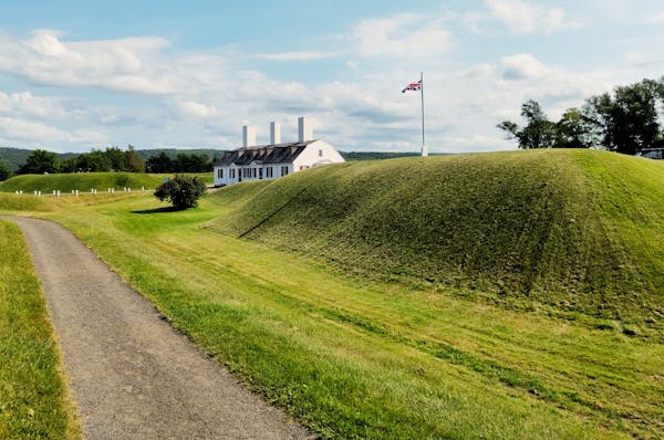 Imagen 3 de Título del Ministerio 3