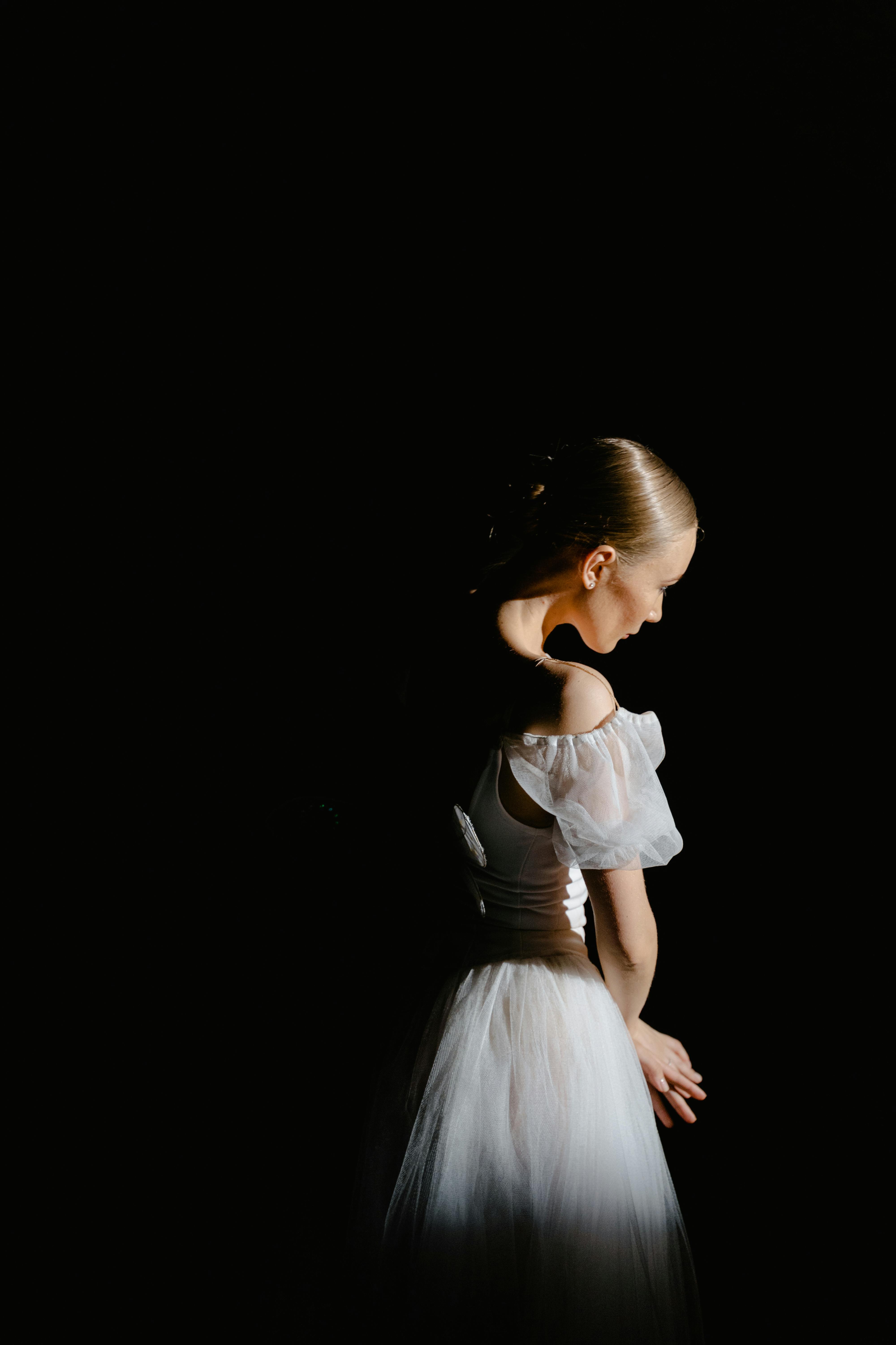 Ballerina in White Dress Dancing · Free Stock Photo