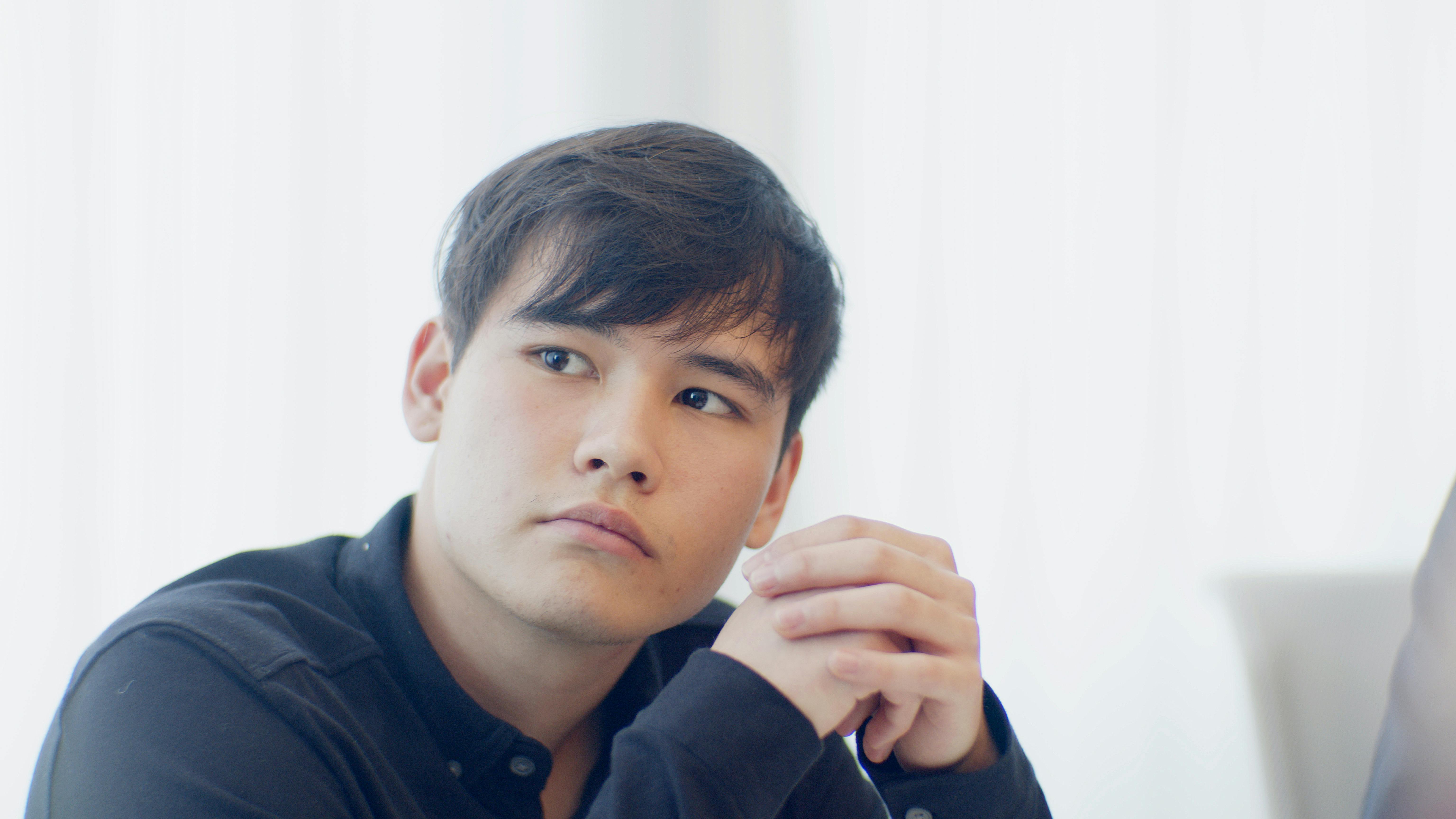 бесплатная Бесплатное стоковое фото с #в помещении, безмятежный, взрослый самец Стоковое фото