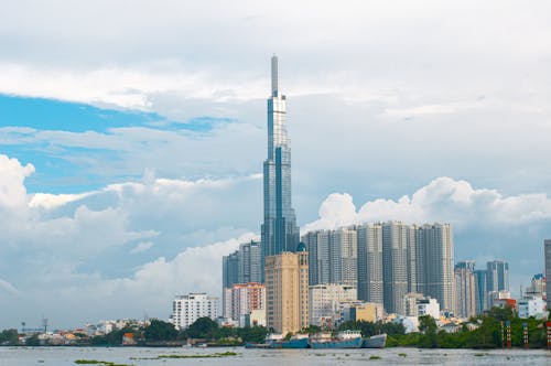 Foto profissional grátis de água, arquitetura, arranha-céu