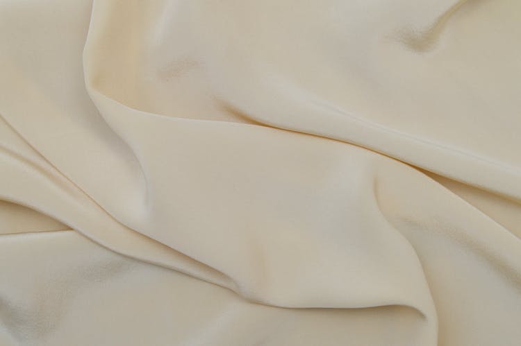 Crumpled White Plain Cloth  