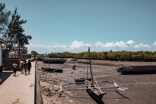 Canoes on a Dry River