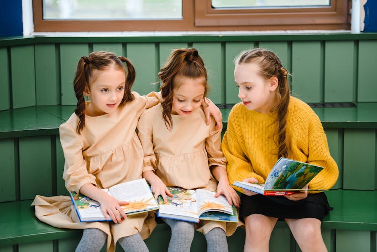 Girls Reading Books 