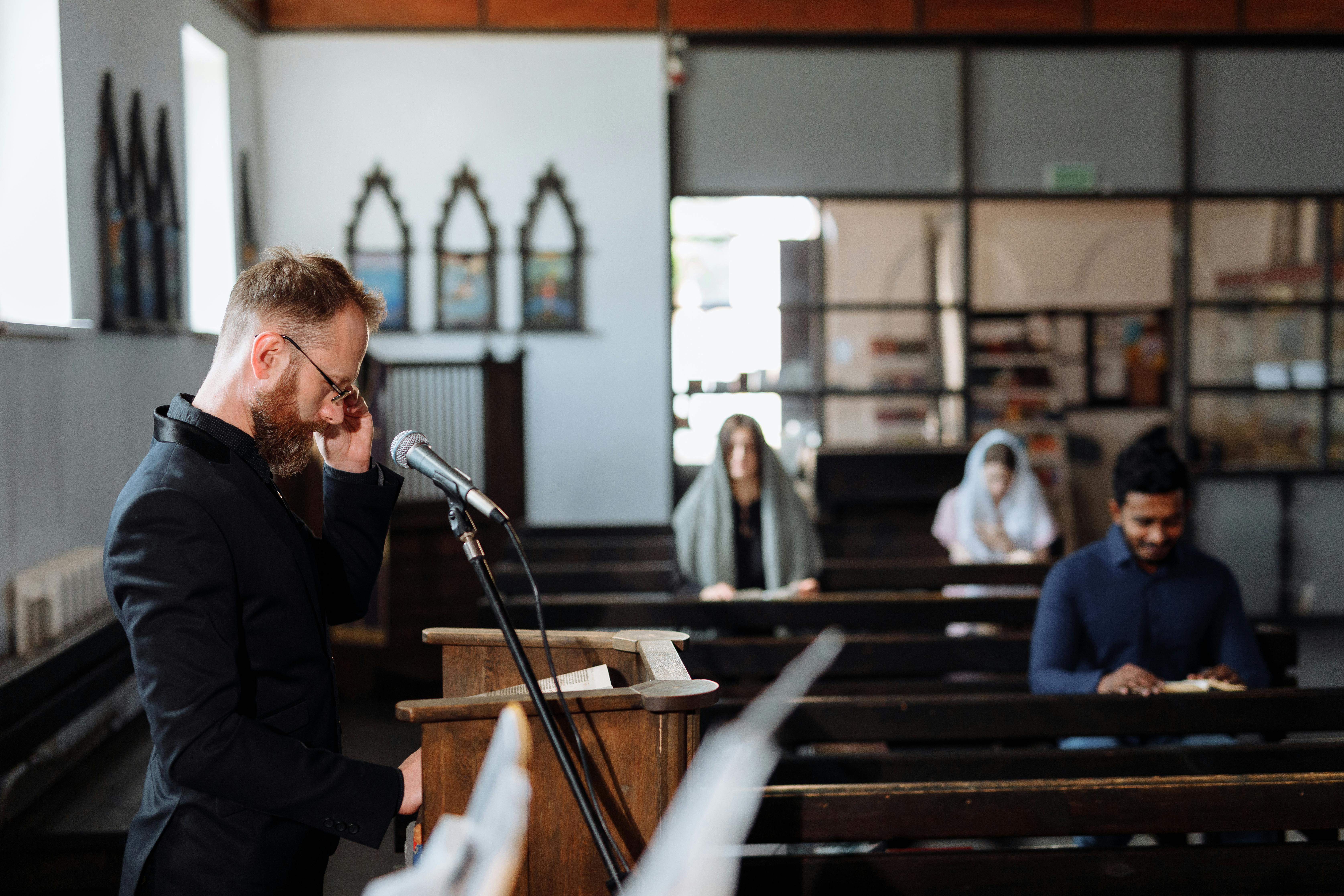 Choosing To Preach A Comprehensive Introduction To Sermon Options And Structures By Kenton C Anderson (Z LibOrg)