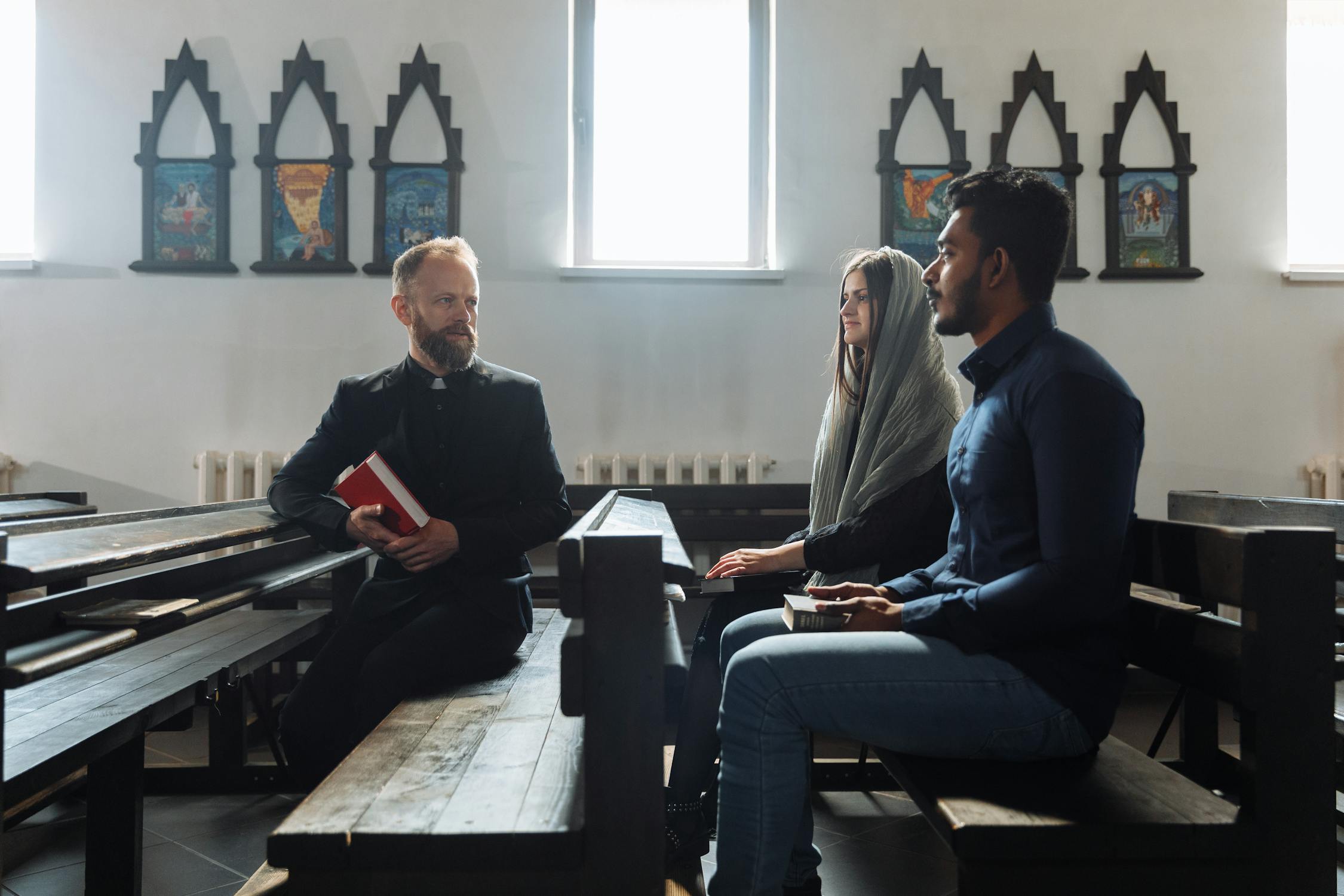 spiritual conucelling (Photo by Thirdman on pexels) spiritual conucelling