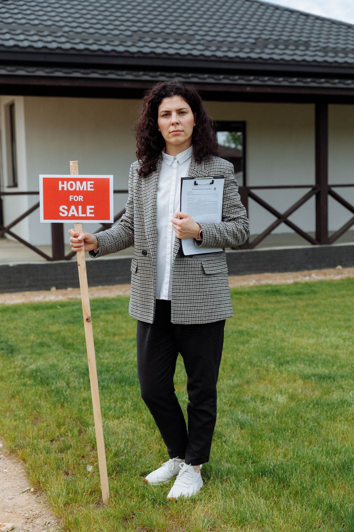 Real Estate Lead Nurturing: Turning Cold Leads Into Closings