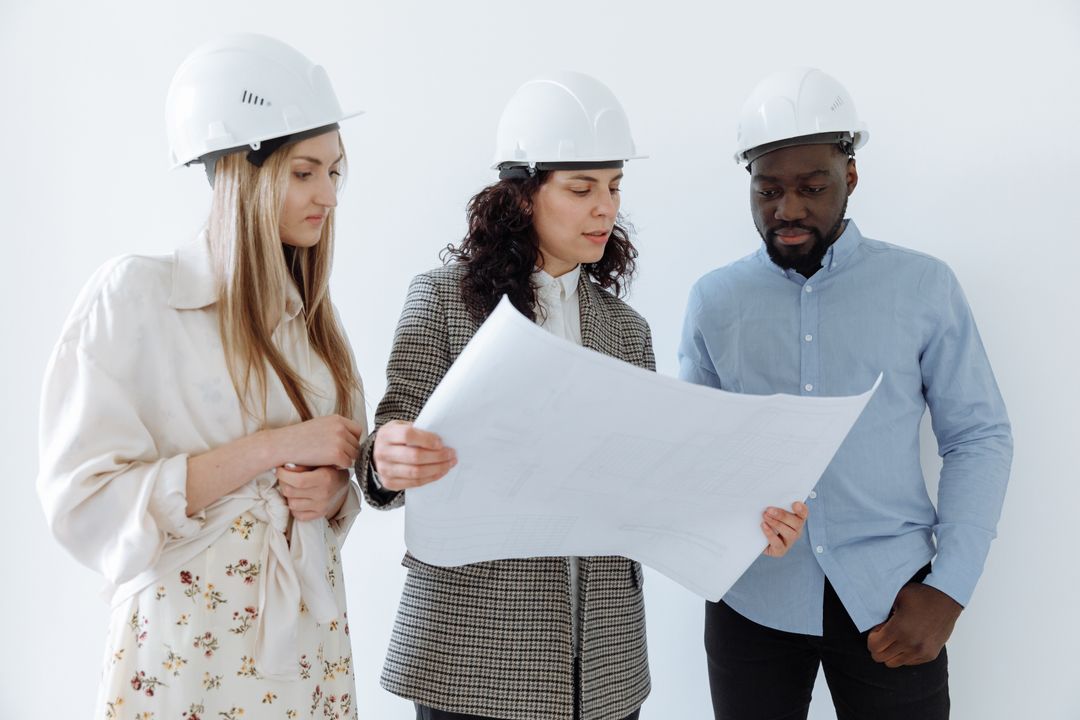 تصميم موقع لشركة مقاولات في السعودية - contractor website pricing and project dashboard on desktop