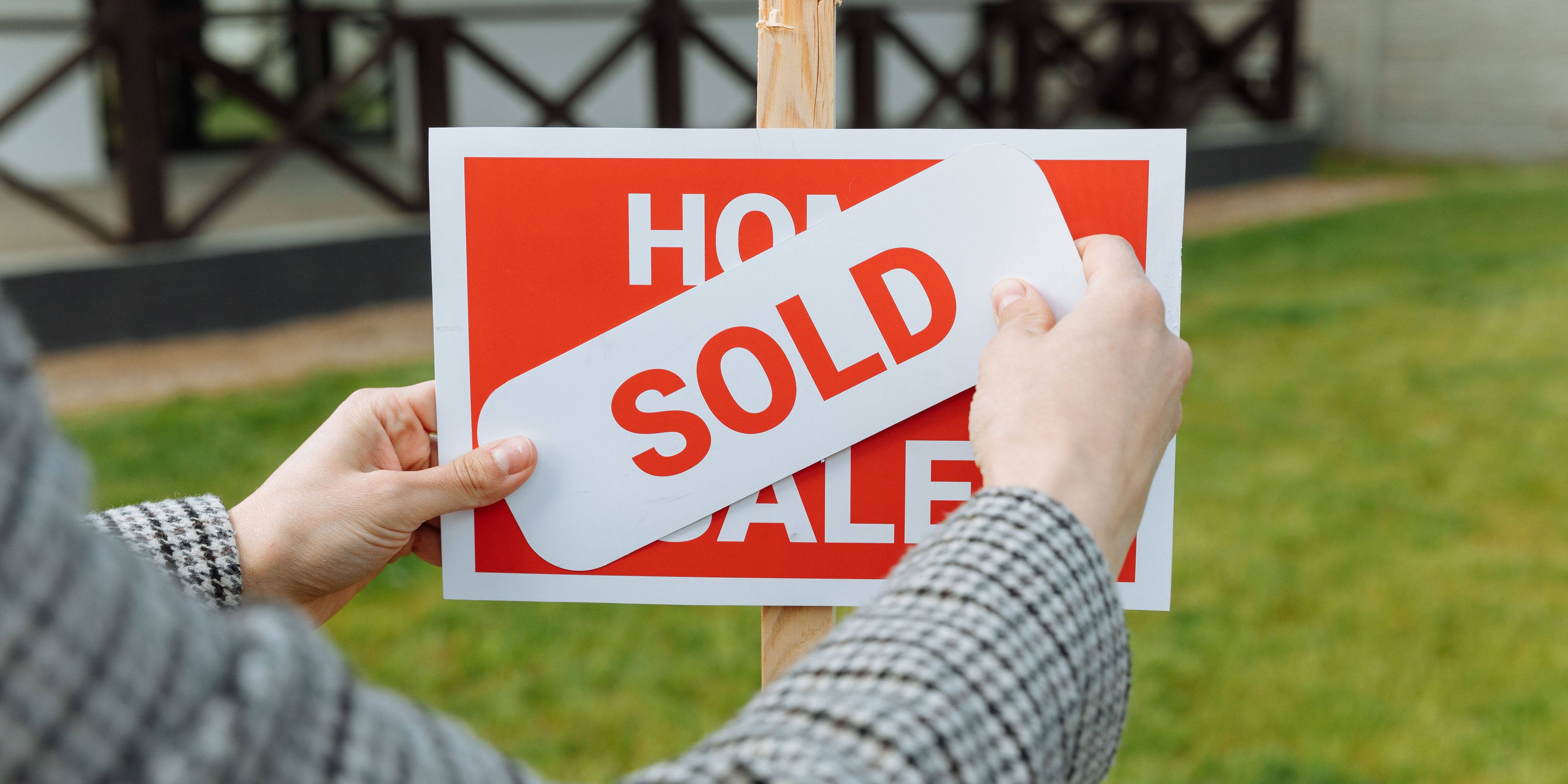 Real Estate Agent Agreement: What Buyers and Sellers Need to Know