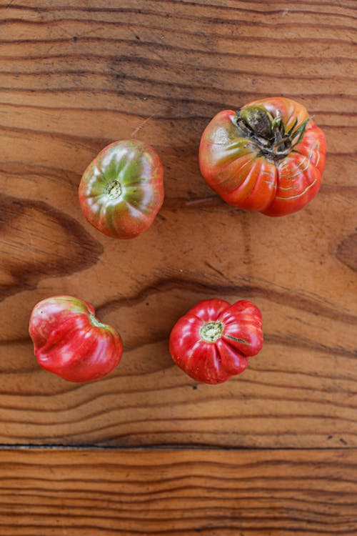 Free Gratis stockfoto met fris, gezond, heirloom tomaten Stock Photo