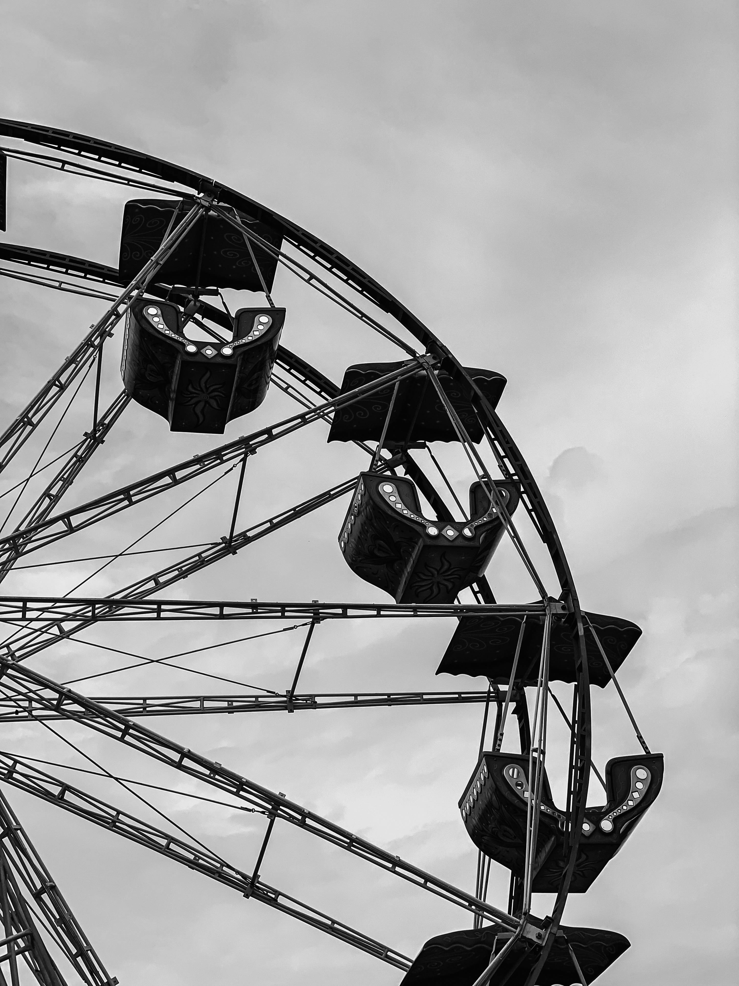 black and white ferris wheel photography