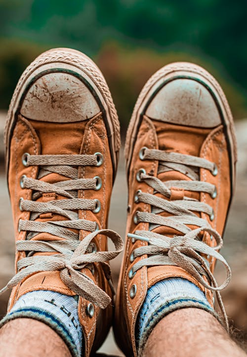 Gratis stockfoto met detailopname, schoenveters, sneakers