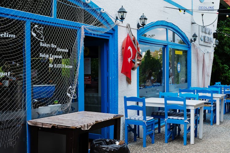 Restaurant With Blue And White Theme