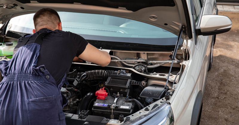 Technicien maintenance salaire : Guide 2026