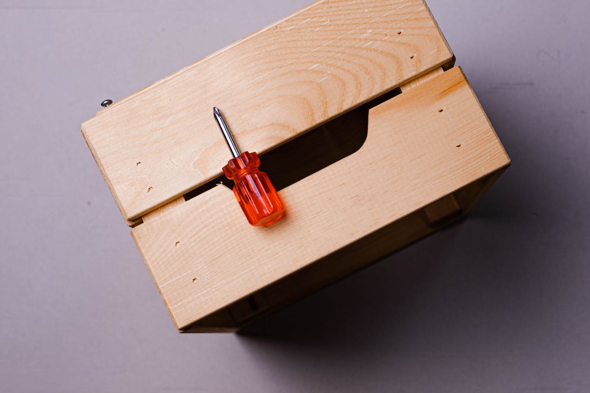 Obstkisten-Upcycling: 5 DIY-Ideen für Zuhause mit Material-Tipps — Material-Übersicht