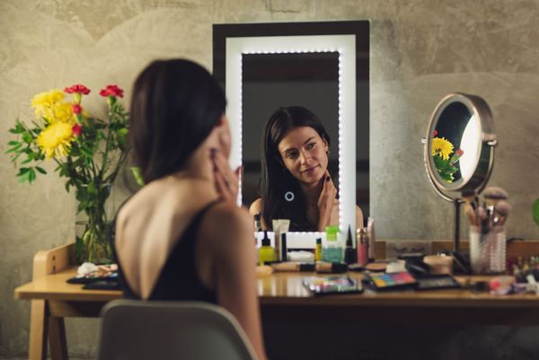 Conair Lighted Makeup Mirror, 1X/10X