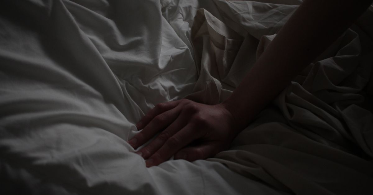 Hypnose et sommeil : pourquoi vous vous réveillez en sueur