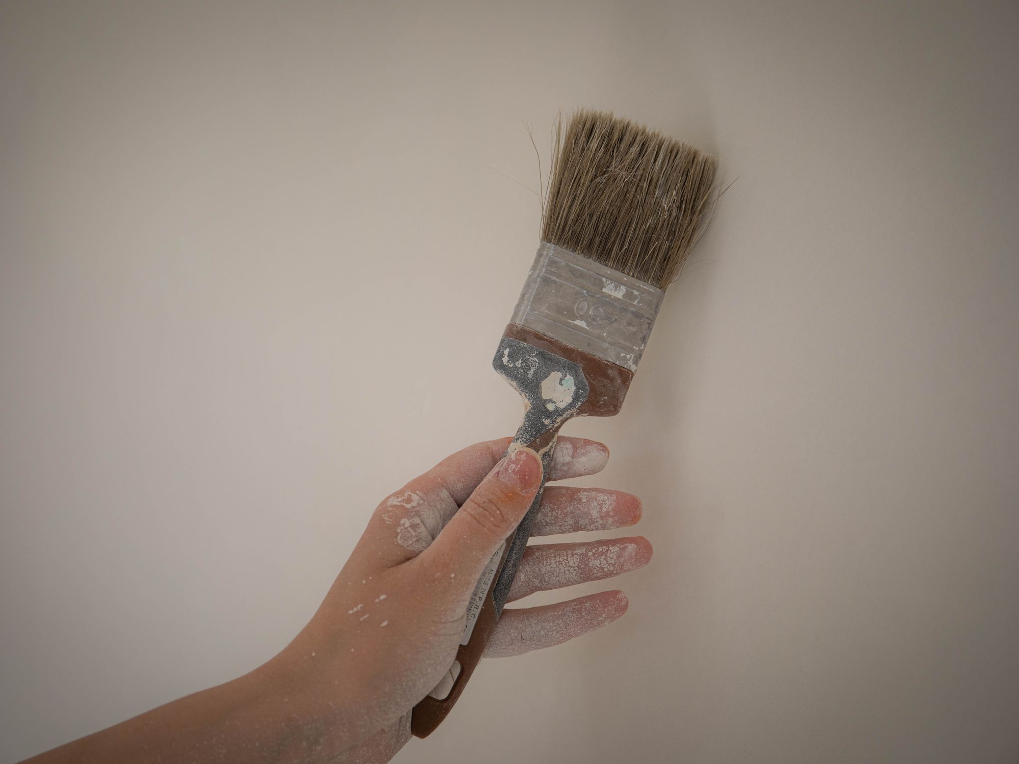 Plastering and Skimming in Southend, Lewisham — professional painter and decorator at work
