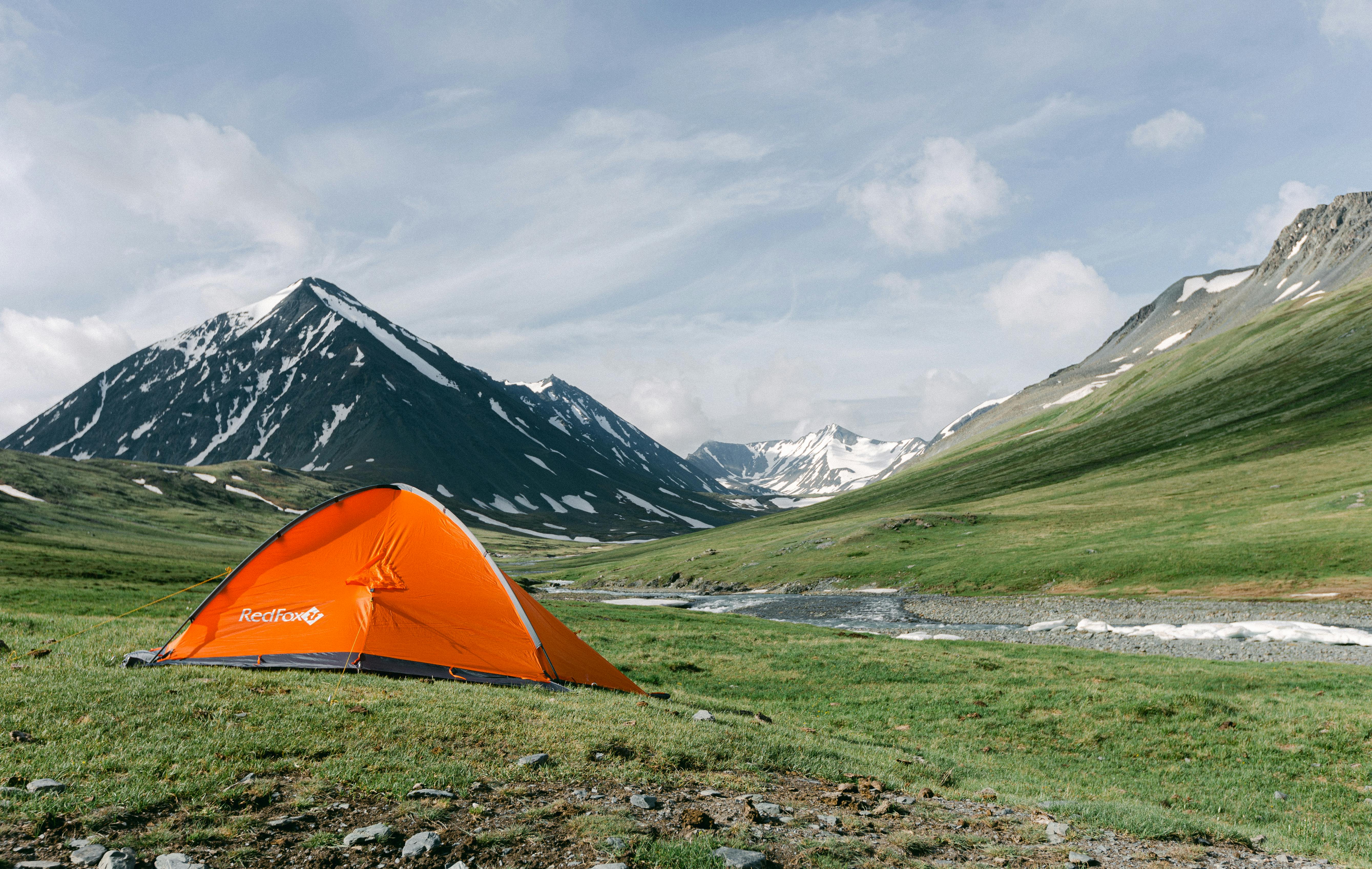 europe camping, nature camp, outdoor adventure - Detail