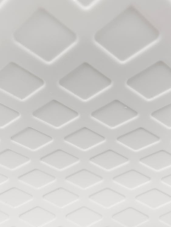 Abstract White Shapes · Free Stock Photo