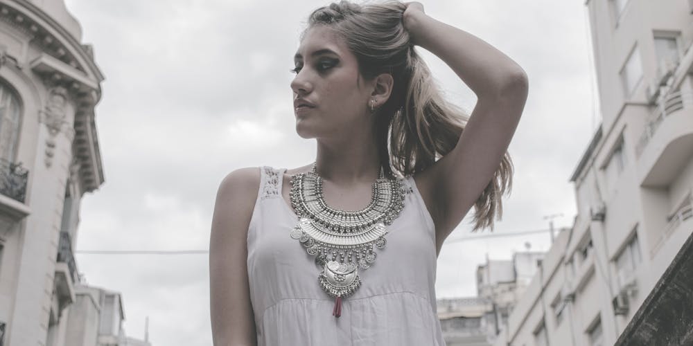 The Allure of Necklace - A Journey Through Style, Meaning, and Craftsmanship