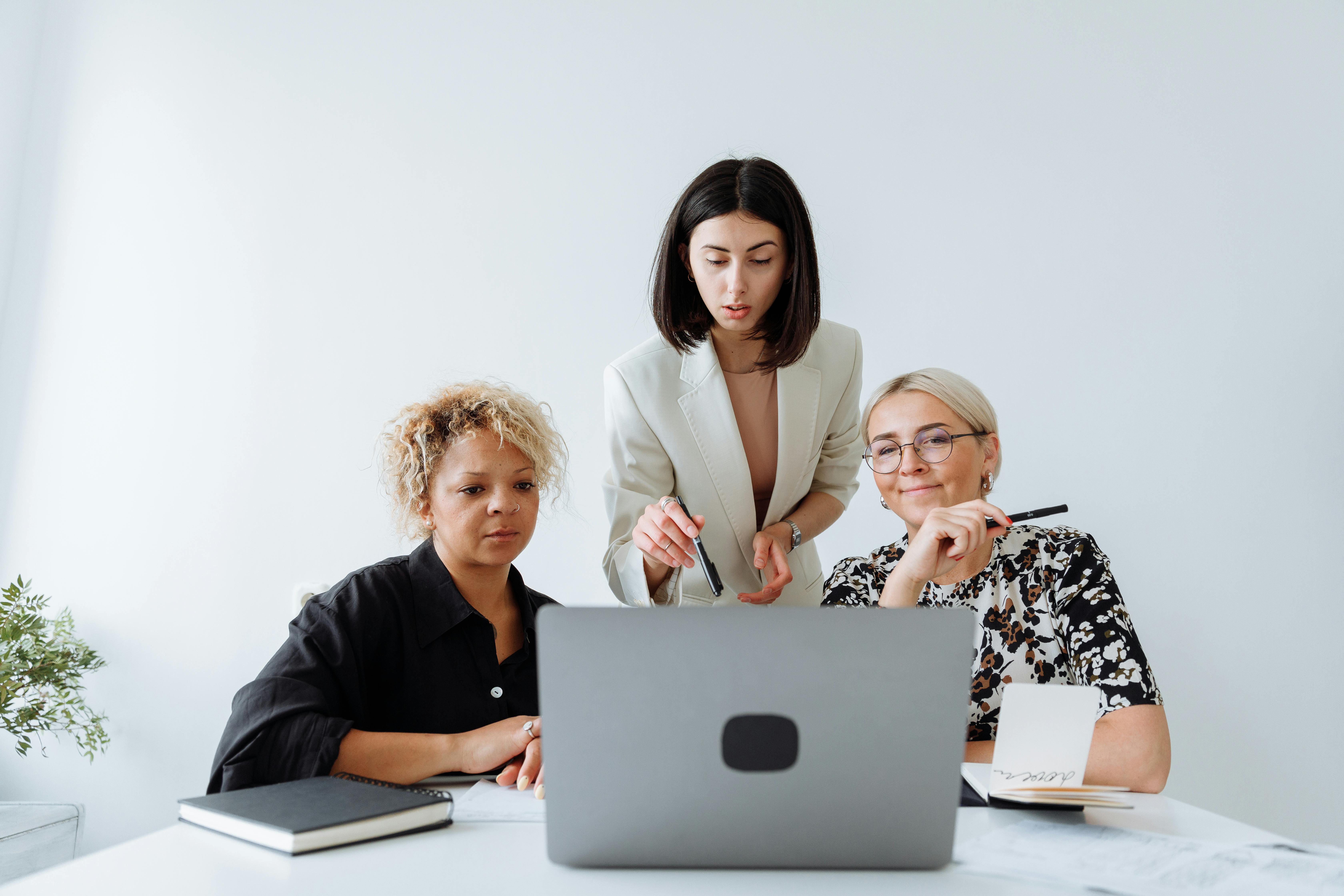 Person analyzing data on a laptop screen, demonstrating strategic thinking in content marketing