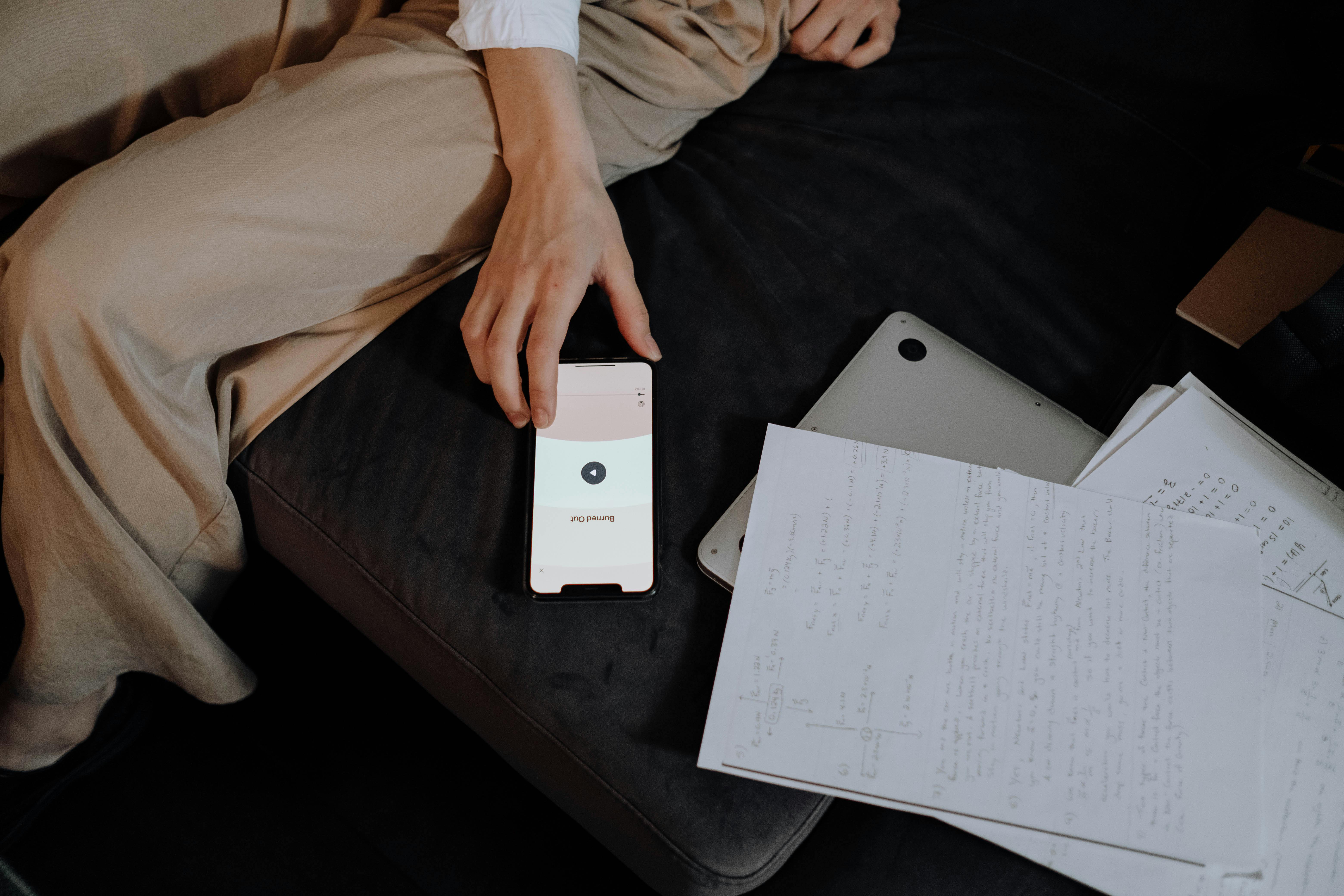 The Best Language Learning App Depends on Your Learning Style — Photo by Ron Lach on Pexels