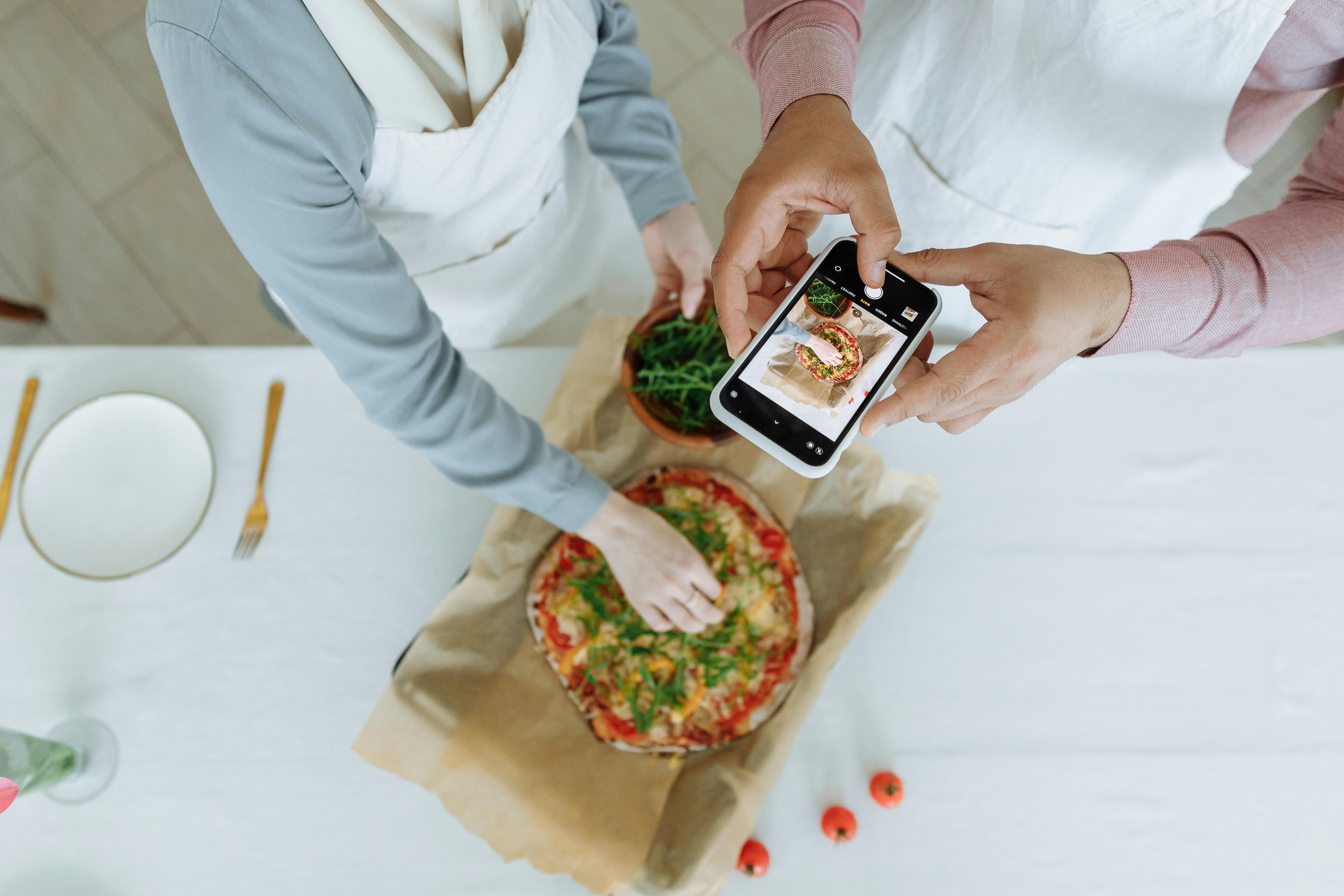 5 of TikTok’s Smartest Cooking Hacks for Faster, Easier Meals — Photo by Thirdman on Pexels