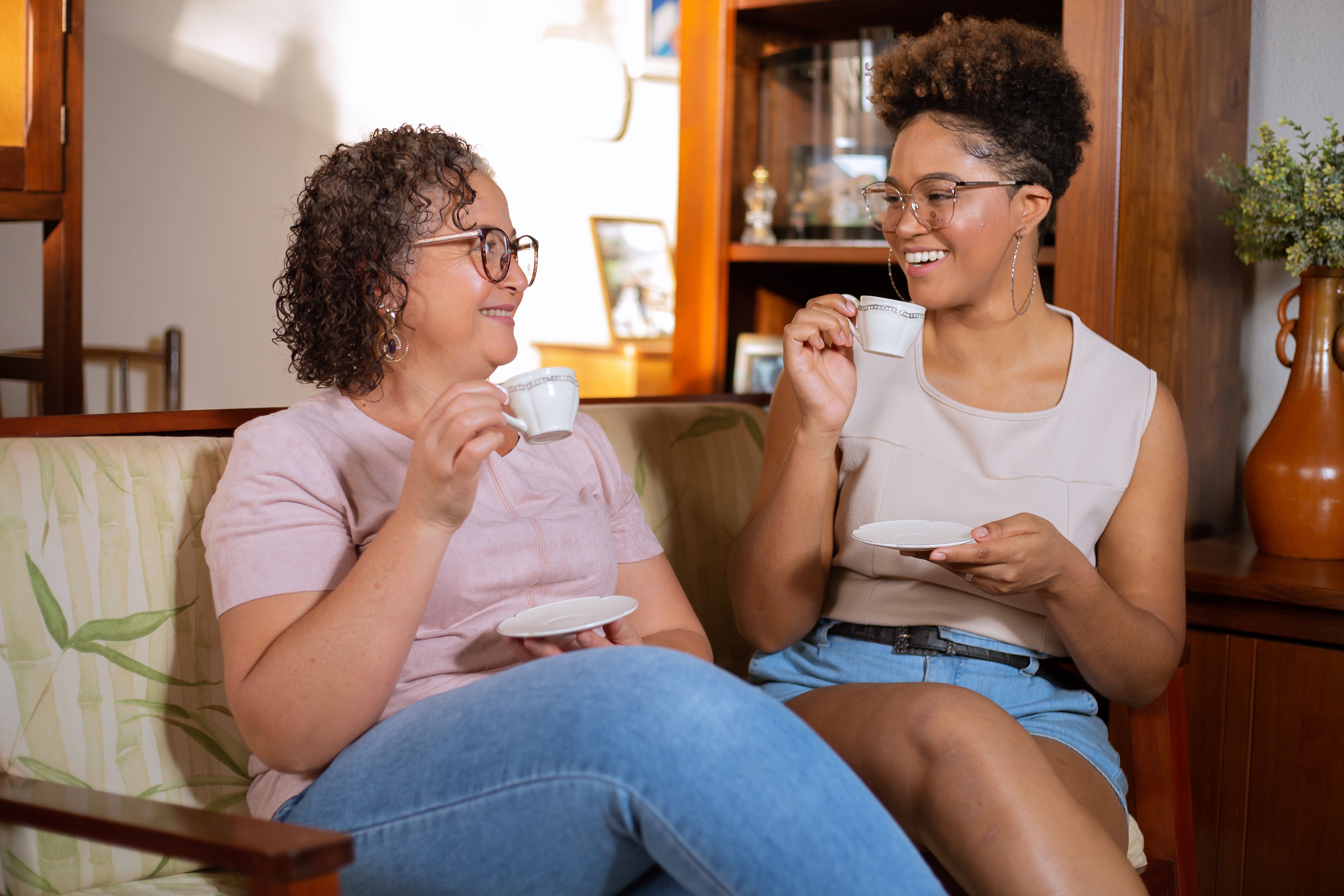 African renters discussing roommate fit in a shared apartment
