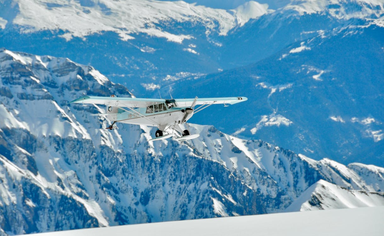 Imagine de stoc gratuită din aeronavă, Alpi, aterizare