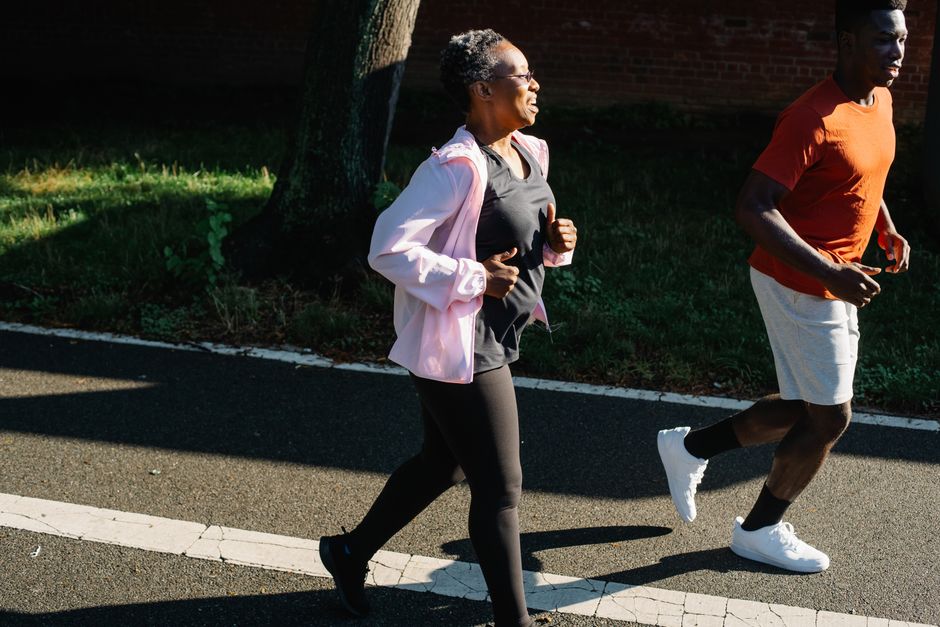 woman jogging sunrise park