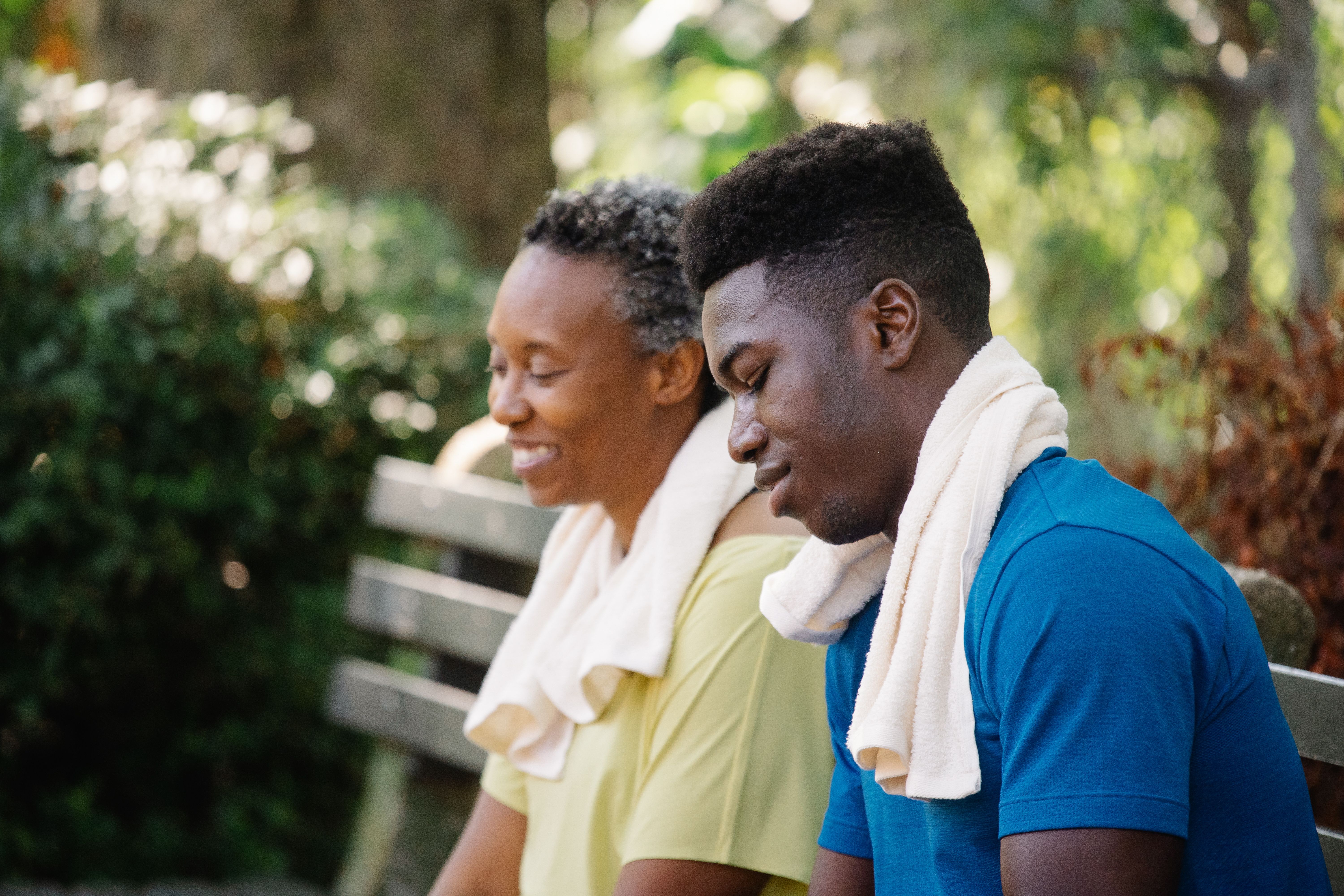 The ultimate outdoor workout: all you need is a park bench — Photo by Liliana Drew on Pexels