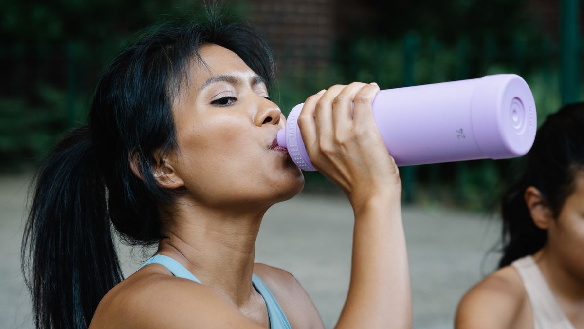Routine dhydratation avant et après le sport - illustration