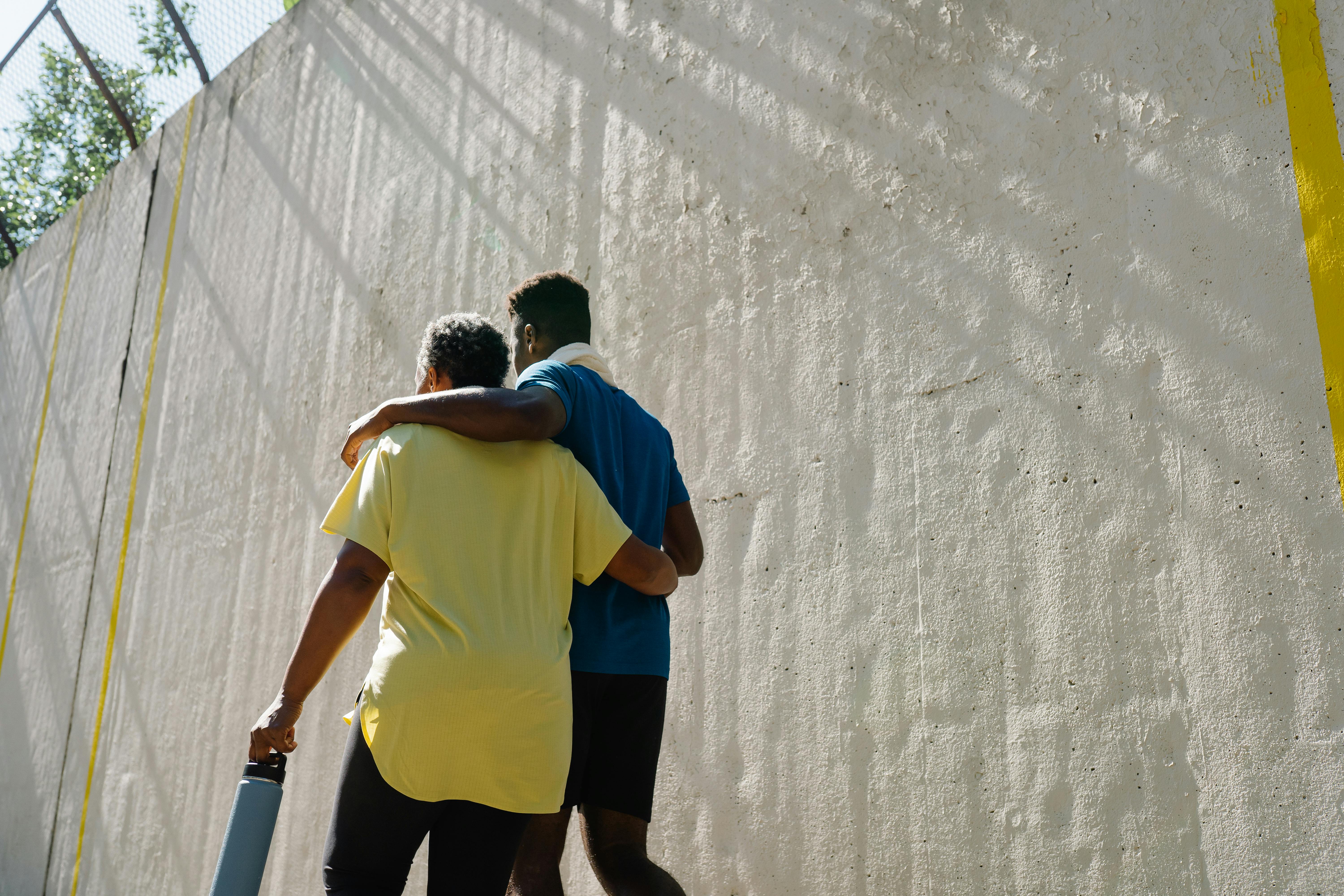 Does walking help gout?