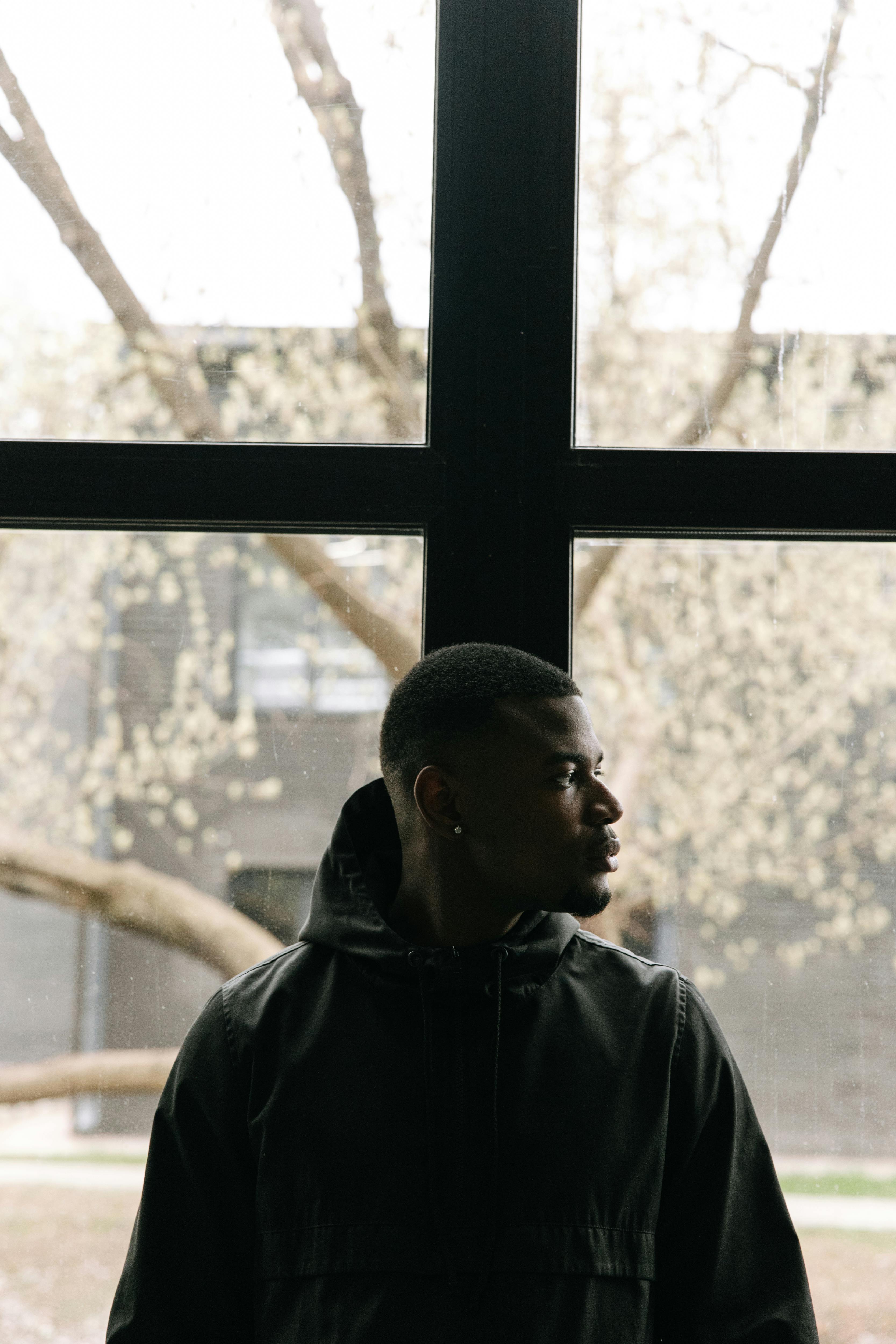 Разновидности оконных профилей: что выбрать для вашего интерьера